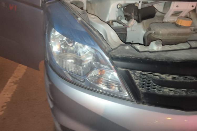 Used Foton Xiangling V  Right Front Headlight