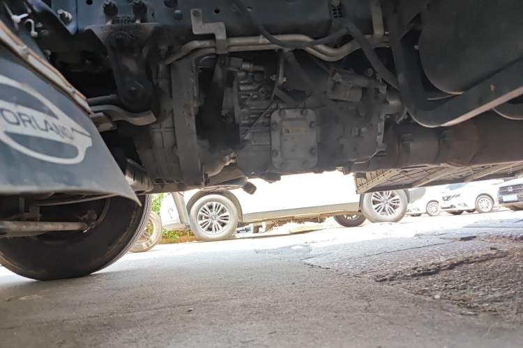 Used Foton Xiangling V  Chassis Front Left