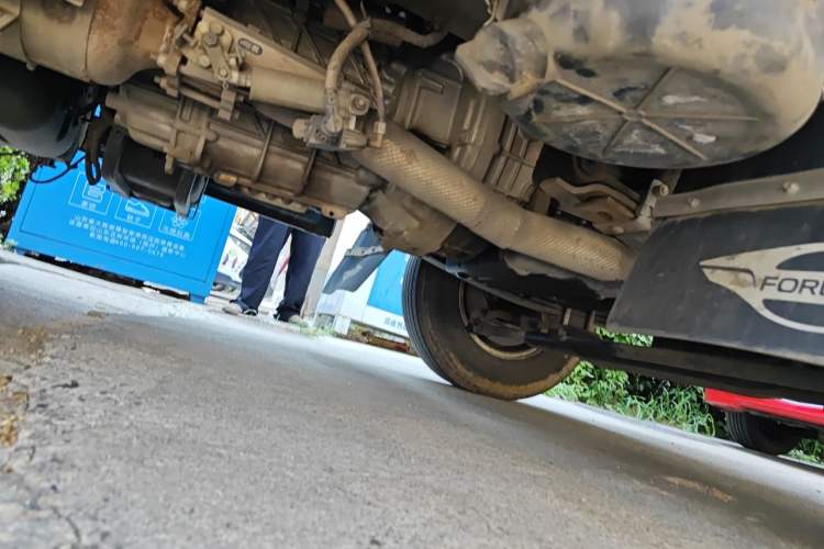 Used Foton Xiangling V  Chassis Front Right