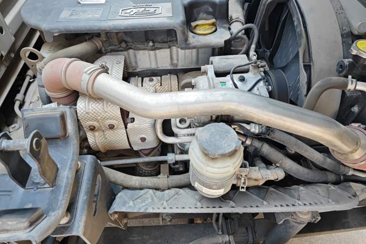 Used Foton Xiangling V  Engine Bay Left