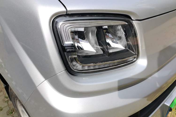Used Foton Xiaoka Star 3  Right Front Headlight
