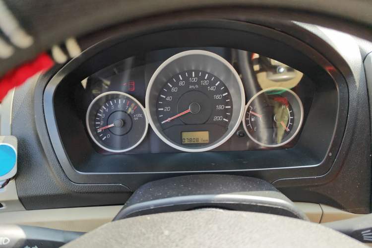 Used GAC Gonow Aoosed G5 2012 2.0L Manual Two-Wheel-Drive Elite Edition Instrument Cluster