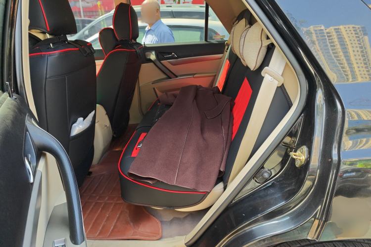 Used GAC Gonow Aoosed G5 2012 2.0L Manual Two-Wheel-Drive Elite Edition Left Rear Seat
