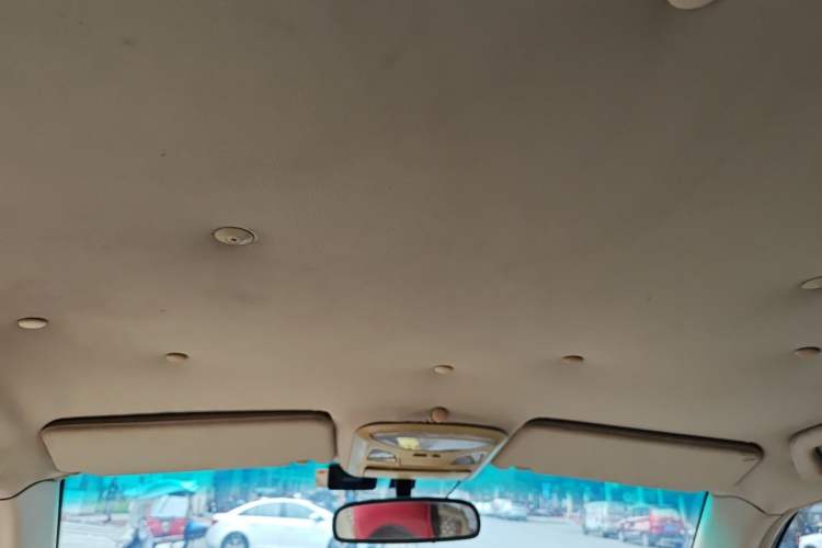 Used GAC Gonow Aoosed GX5 2012 2.0L Manual Gasoline Two-Wheel Drive Fashion Edition Headliner