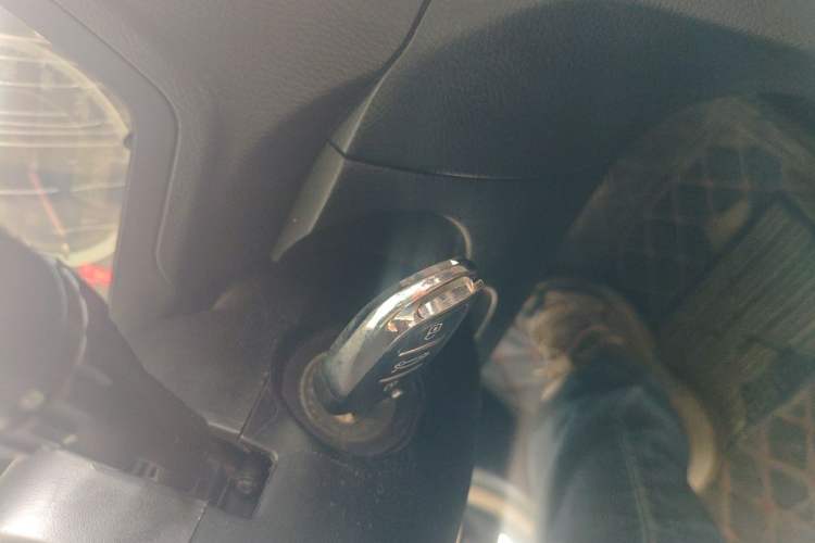Used GAC Gonow Aoosed GX5 2012 2.4L Automatic Gasoline 4x4 Fashion Edition Vehicle Key