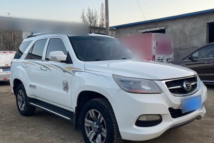 Used GAC Gonow Aoosed GX5 2012 2.4L Automatic Gasoline Two-Wheel Drive Sunroof Version Exterior 2