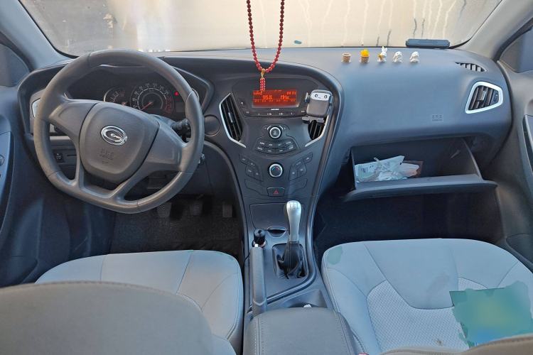Used GAC Gonow E Mei 2014 1.6L Manual Luxury Model Center Console
