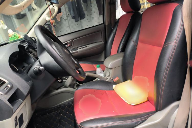 Used GAC Gonow GP150 2015 2.5T Two-Wheel Drive Deluxe Version GA4D25TCI Left Front Seat