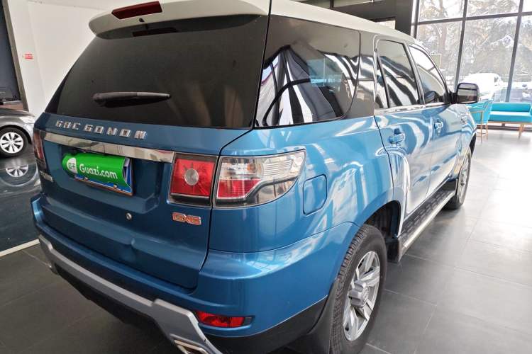 Used GAC Gonow GX6 2015 2.4L Two-Wheel-Drive Flagship Edition Exterior 5