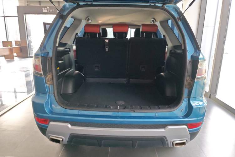Used GAC Gonow GX6 2015 2.4L Two-Wheel-Drive Flagship Edition Trunk