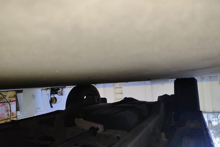 Used GAC Gonow GX6 2015 2.4L Two-Wheel-Drive Flagship Edition Chassis Front Right