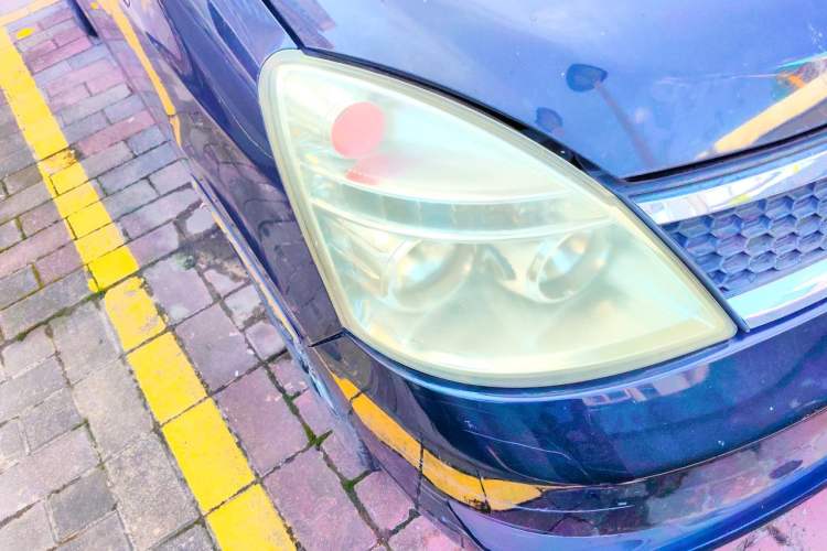 Used GAC Gonow Starry 2013 1.5L Seven-Seater Elite Model Right Front Headlight