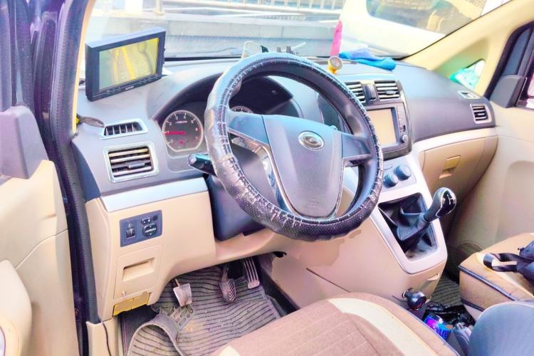 Used GAC Gonow Starry 2013 1.5L Seven-Seater Elite Model Steering Wheel