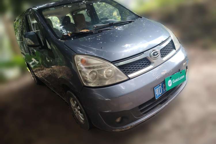 Used GAC Gonow Starry 2013 1.5L Seven-Seater Luxury Model Front Right 45 Deg