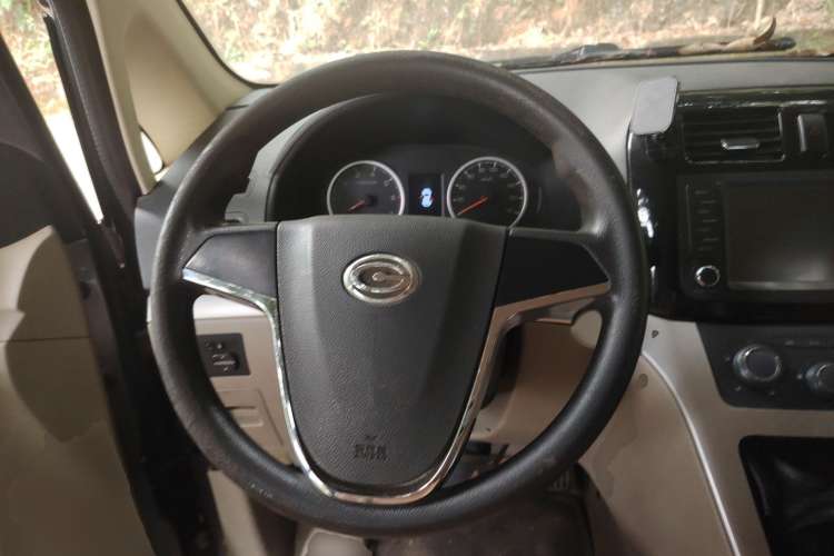 Used GAC Gonow Starry 2013 1.5L Seven-Seater Luxury Model Steering Wheel