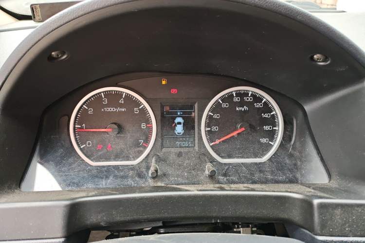 Used GAC Gonow Starry 2013 1.5L Seven-Seater Luxury Model Instrument Cluster
