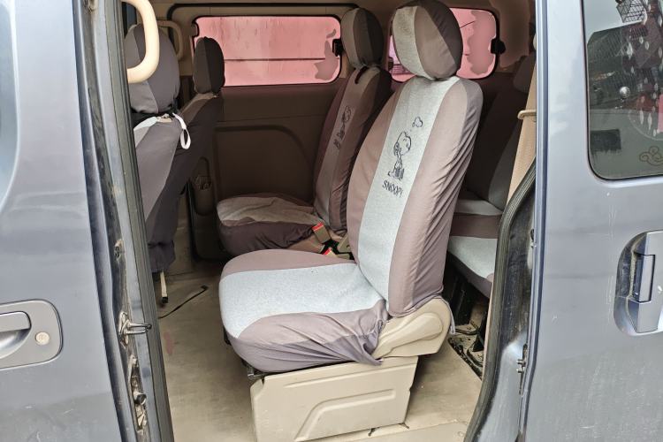 Used GAC Gonow Starry 2013 1.5L Seven-Seater Luxury Model Left Rear Seat