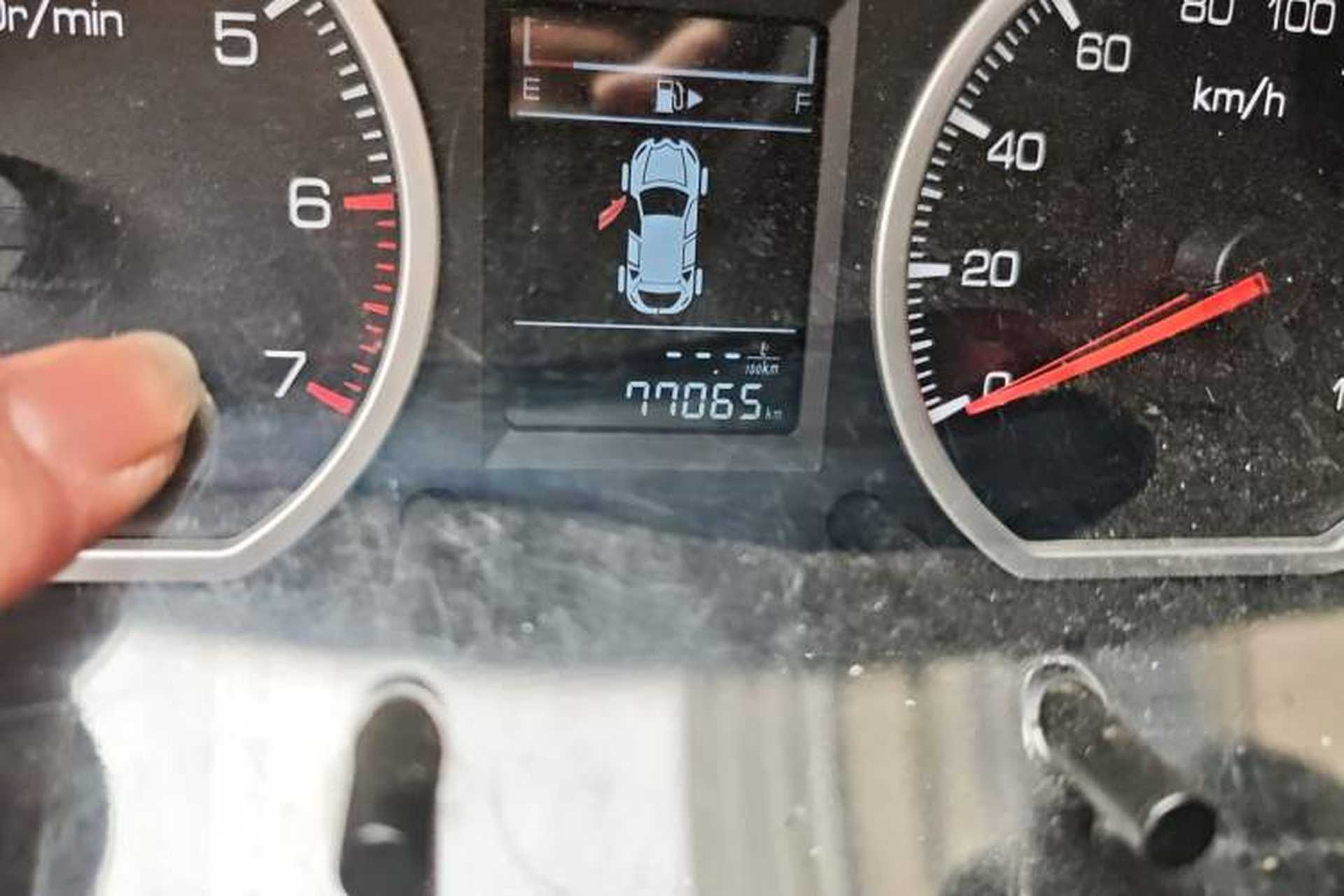 Used GAC Gonow Starry 2013 1.5L Seven-Seater Luxury Model Odometer Close Up
