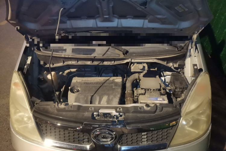 Used GAC Gonow Starry 2013 1.5L Seven-Seater Luxury Model Engine Bay