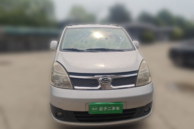 Used GAC Gonow Starry 2013 1.5L Seven-Seater Supreme Model Front