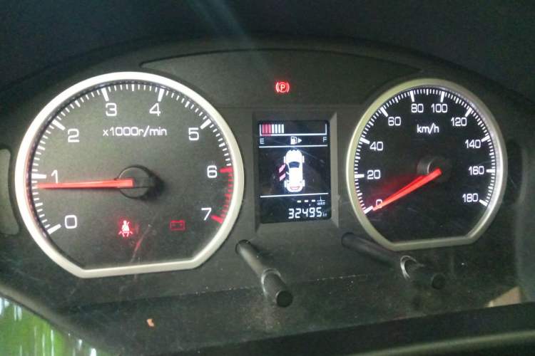 Used GAC Gonow Starry 2013 1.5L Seven-Seater Luxury Model Instrument Cluster