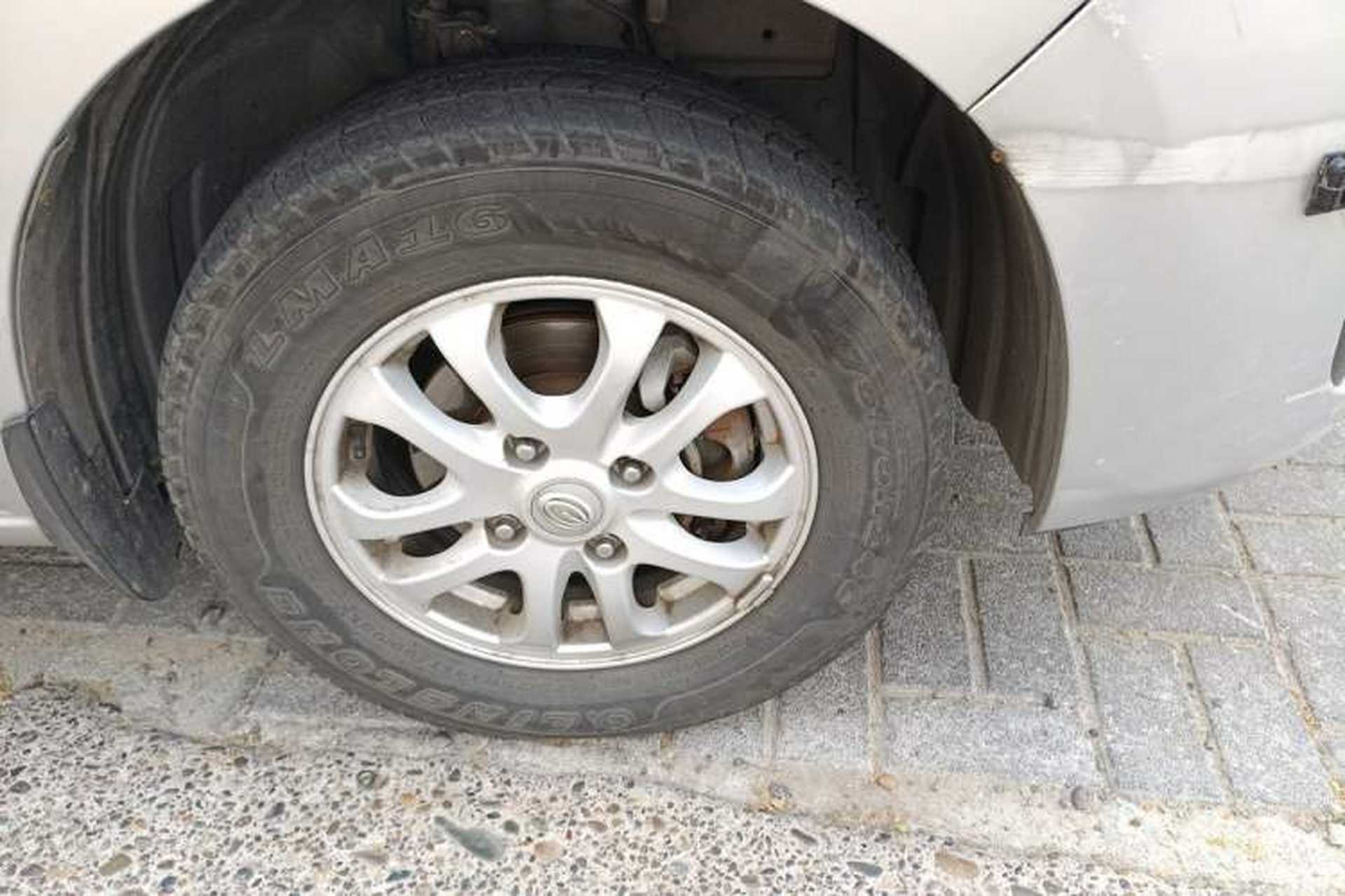 Used GAC Gonow Starry 2013 1.5L Seven-Seater Luxury Model Right Front Wheel Hub