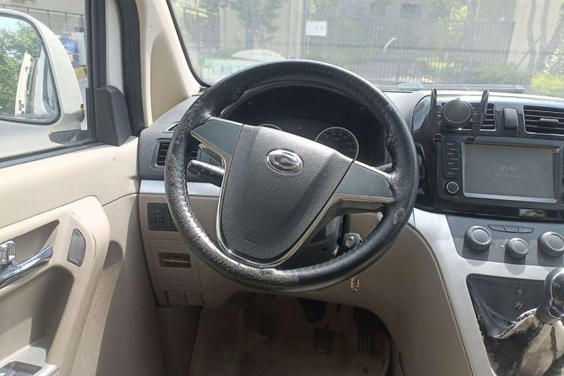 Used GAC Gonow Starry 2013 1.5L Seven-Seater Luxury Model Steering Wheel
