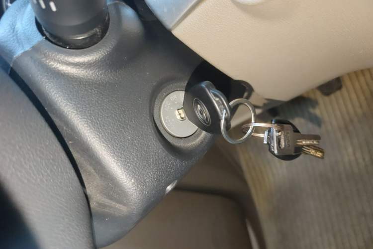 Used GAC Gonow Starry 2013 1.5L Seven-Seater Supreme Model Vehicle Key