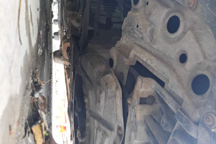 Used GAC Gonow Starry 2014 1.5L Comfort Model Chassis Front Right