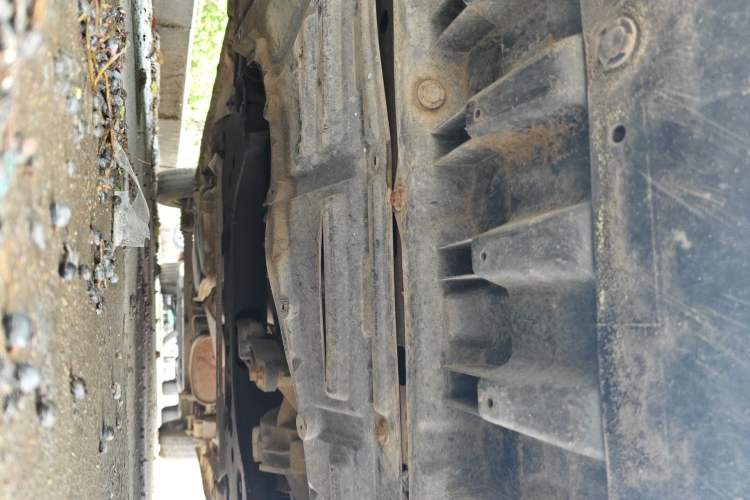 Used GAC Gonow Starry 2014 1.5L Comfort Model Chassis Front