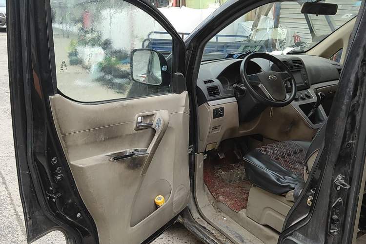 Used GAC Gonow Starry 2014 1.5L Luxury Model Driver Seat