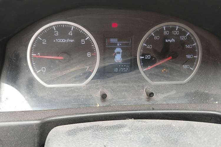 Used GAC Gonow Starry 2014 1.5L Luxury Model Odometer Close Up