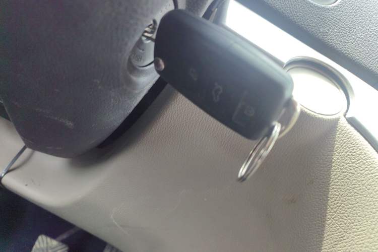 Used GAC Gonow Starry 2015 1.5L Elite Model Vehicle Key