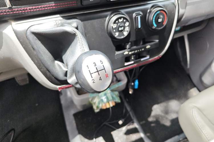 Used GAC Gonow Starry  Gear Lever