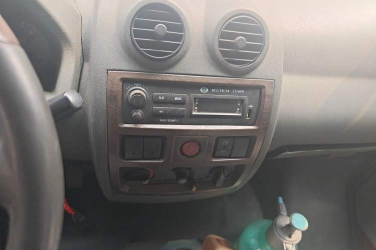 Used GAC Gonow Xingwang 2010 1.0L Base Version (Air Conditioning) Audio And AC Panel