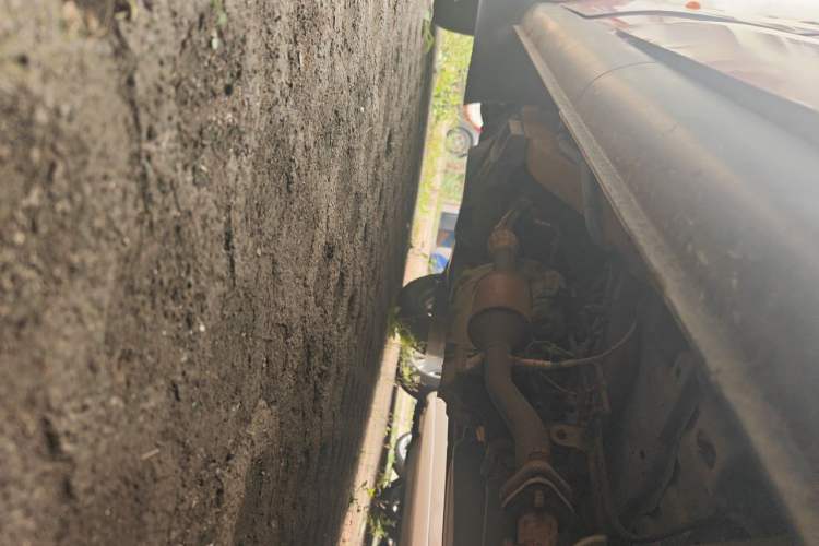 Used GAC Gonow Xingwang 2010 1.0L Base Version (Air Conditioning) Chassis Rear Left