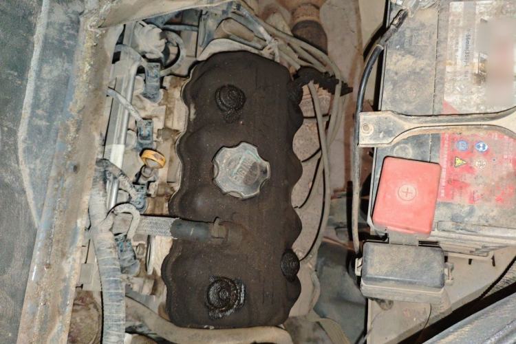 Used GAC Gonow Xingwang 2012 1.0L Value Edition Engine Bay