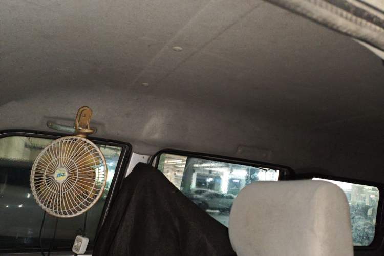 Used GAC Gonow Xingwang 2012 1.0L Value Edition Headliner