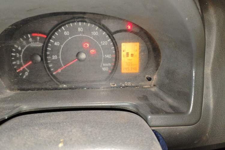 Used GAC Gonow Xingwang 2012 1.0L Value Edition Odometer Close Up