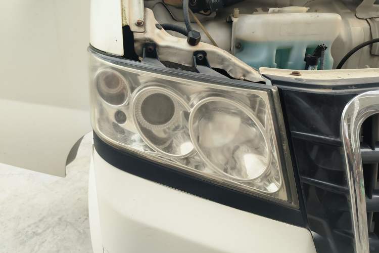 Used GAC Gonow Xingwang 2012 1.0L Luxury Model Right Front Headlight