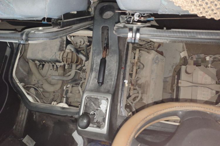 Used GAC Gonow Xingwang CL 2014 1.2L Luxury Edition GA4G12 Engine Bay