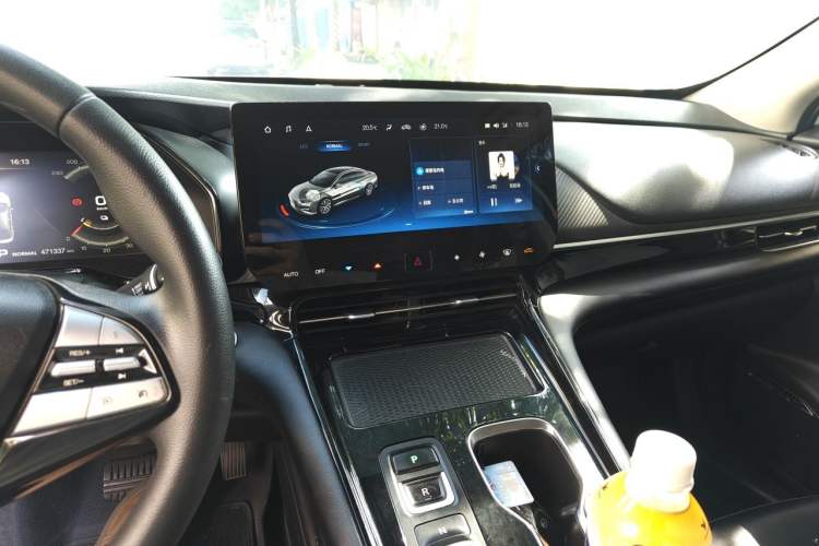 Used GAC Group EA6 2021 Luxury Edition Audio And AC Panel