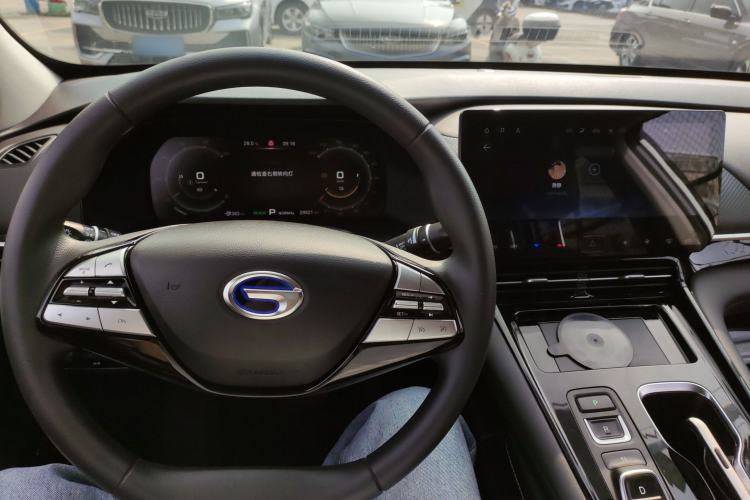 Used GAC Group EA6 2021 Luxury Edition Center Console