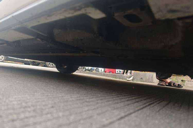 Used GAC Group EA6 2021 Luxury Edition Chassis Front Right