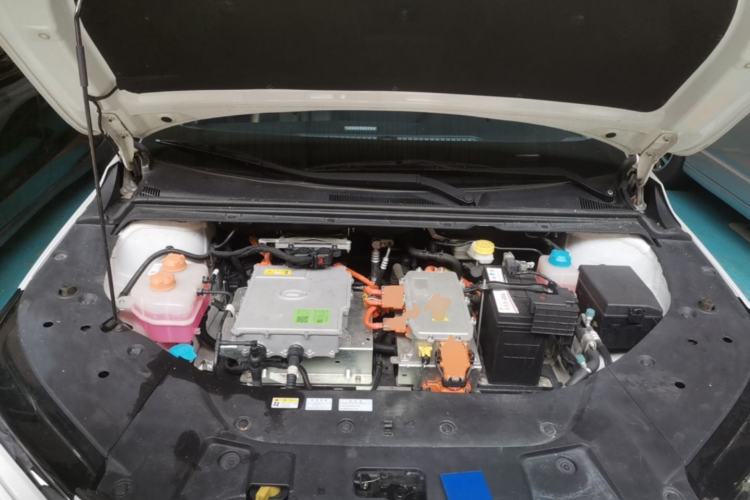 Used GAC Group EA6 2021 Deluxe Edition Engine Bay