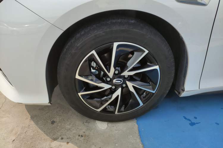 Used GAC Group EA6 2021 Luxury Edition Exterior 2