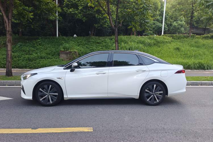 Used GAC Group EA6 2021 Deluxe Edition Exterior 4