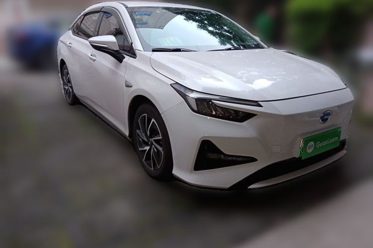 Used GAC Group EA6 2021 Luxury Edition Front Right 45 Deg