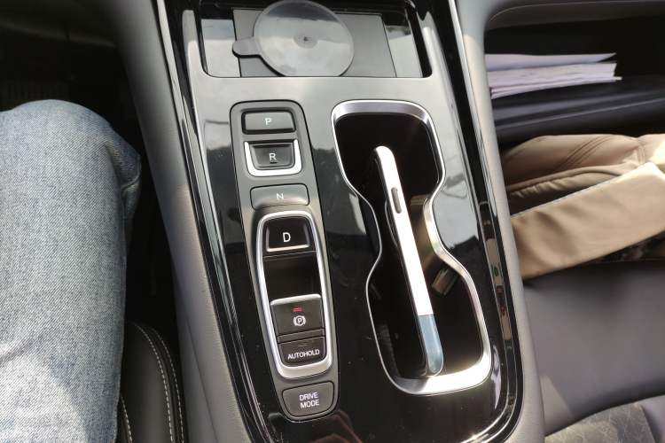 Used GAC Group EA6 2021 Luxury Edition Gear Lever