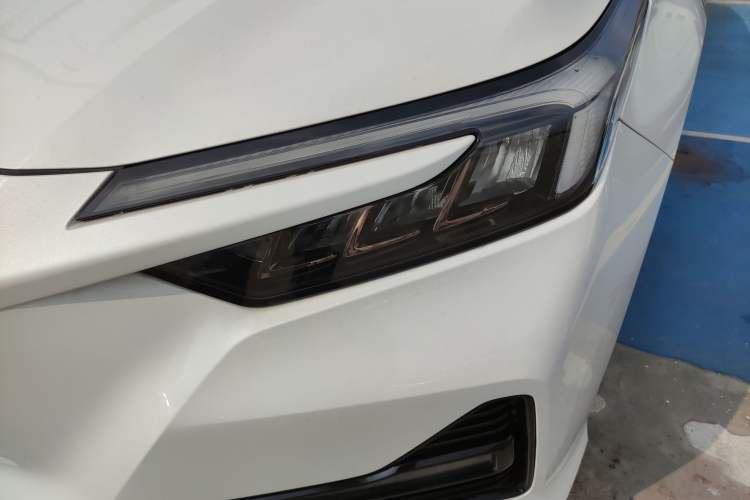 Used GAC Group EA6 2021 Luxury Edition Left Front Headlight